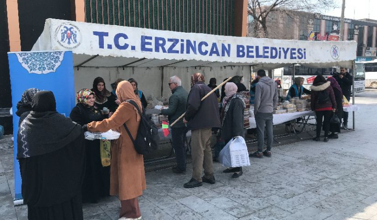Erzincan’ın El Emeği Ürünleri Depremzedeler İçin Satışta