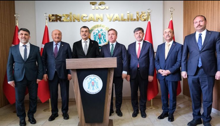 Bakan Tekin, Erzincan’da