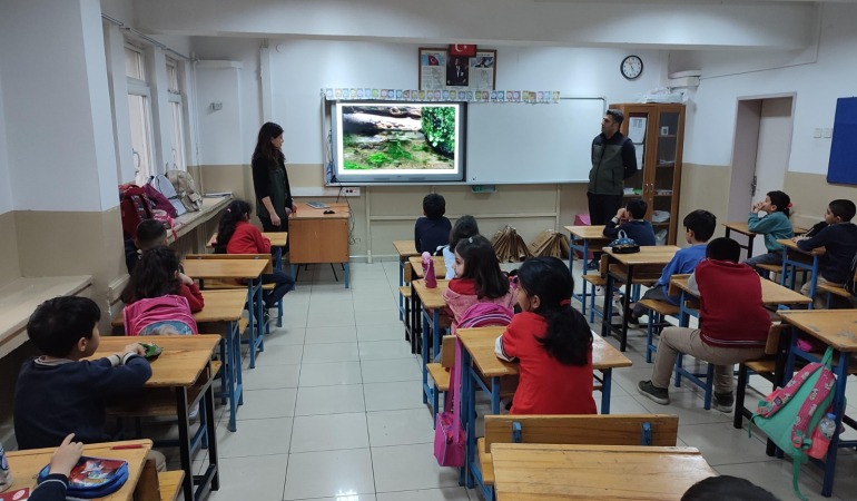 Orman İşletme Yeşil Vatan Bilinci Aşılıyor