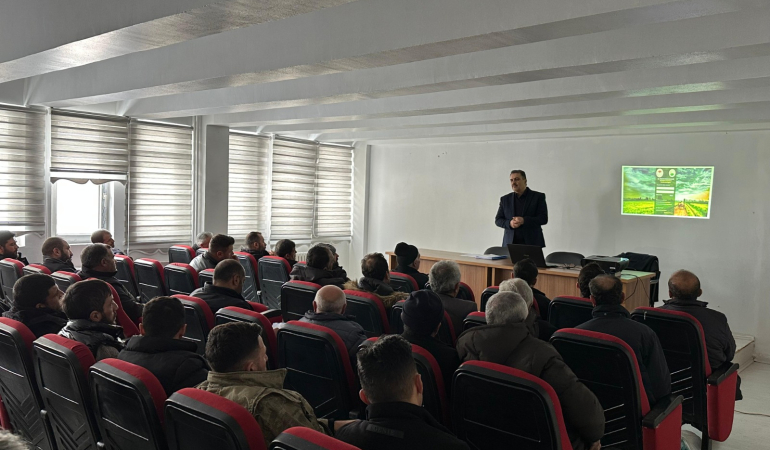 Çayırlı ve Otlukbeli’de çiftçilere hibe programları tanıtıldı