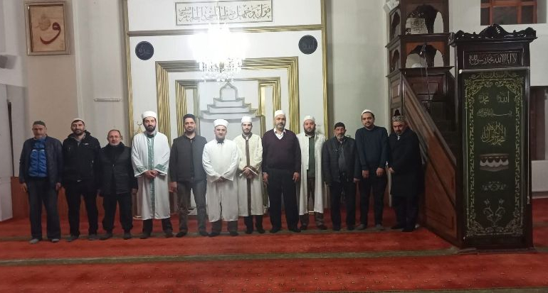 Hatimle teheccüd namazı Cami-i Kebir’de başladı