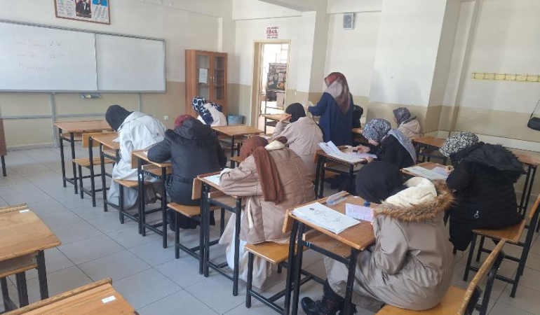 Ödüllü Gençlik Bilgi Yarışması” Yapıldı