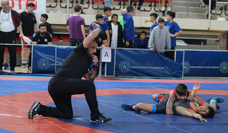 Erzincan, U15 Türkiye Güreş grup müsabakalarına ev sahipliği yapıyor
