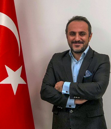 rektör oktay