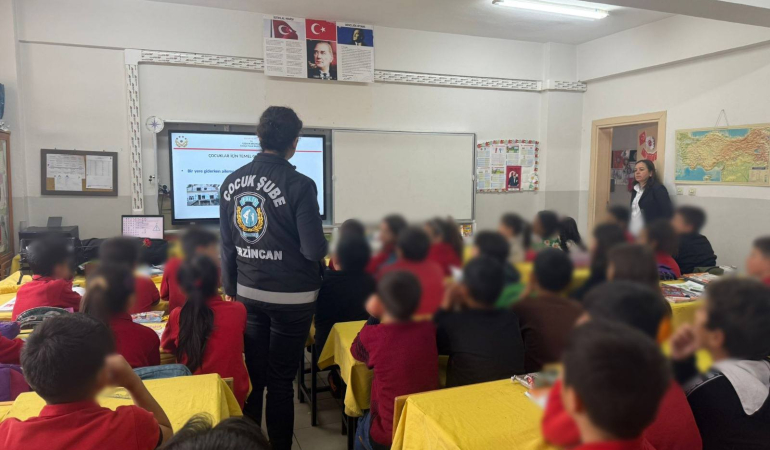 Erzincan’da Çocukların Güvenliği İçin Polis Sahada
