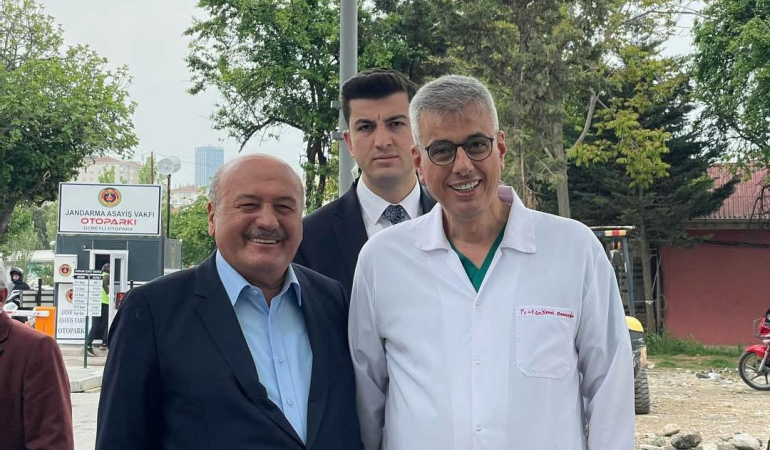 AK PARTİ ERZİNCAN MİLLETVEKİLİ SÜLEYMAN KARAMAN’DAN SAĞLIKTA BÜYÜK MÜJDE: ERZİNCAN’A 17 YENİ HEKİM ATANDI!