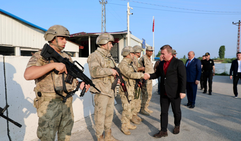 Vali Aydoğdu’dan Güvenlik Güçlerine Teşekkür Ziyareti