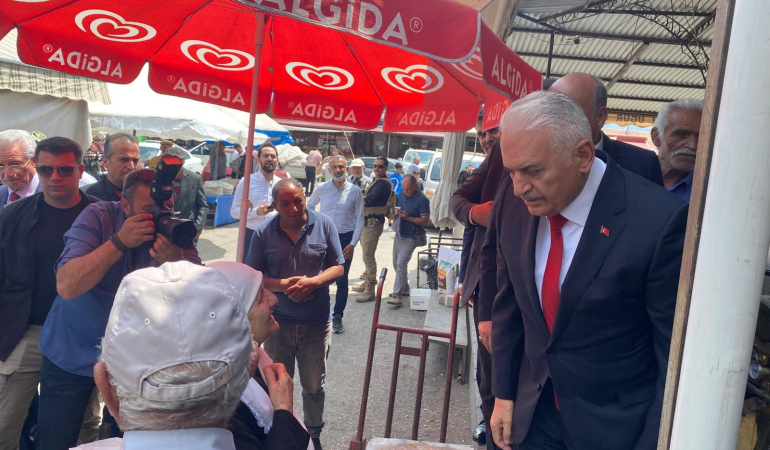 YILDIRIM’DAN ERZİNCAN’DA YANGIN MAĞDURU ESNAFA DESTEK ZİYARETİ