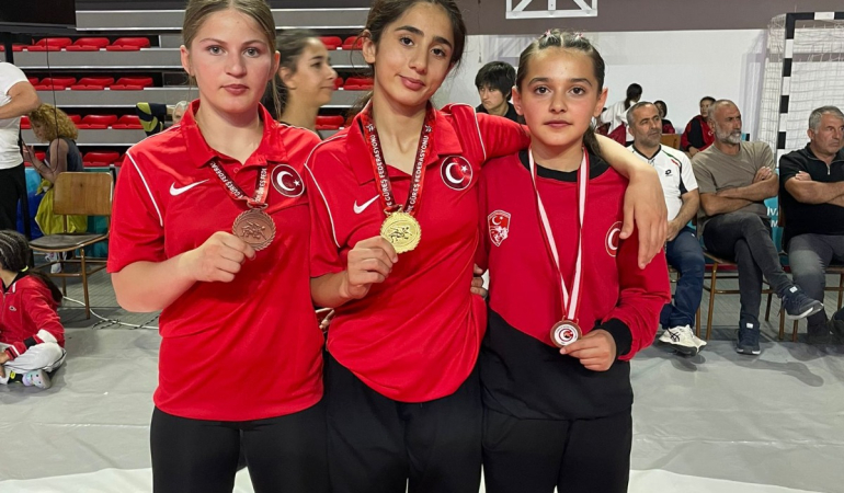 Cimin Siyah İnci Spor Kulübü’nden büyük başarı