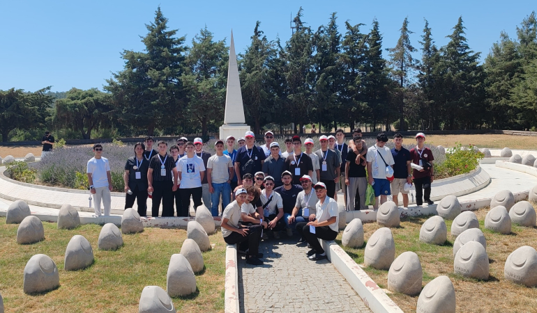 Erzincanlı Gençler Çanakkale’de Tarihe Tanıklık Etti