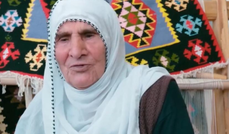 Erzincan’ın Cengerli Köyünde Dokunan Kilimleri Yaşatılıyor