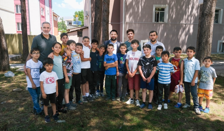 Yaz Kur’an Kursu Coşkusu Sürüyor