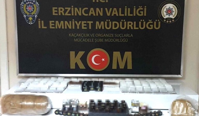 23 Puro, 4.000 Makaron ve 6,5 Kilo Tütün Ele Geçirildi