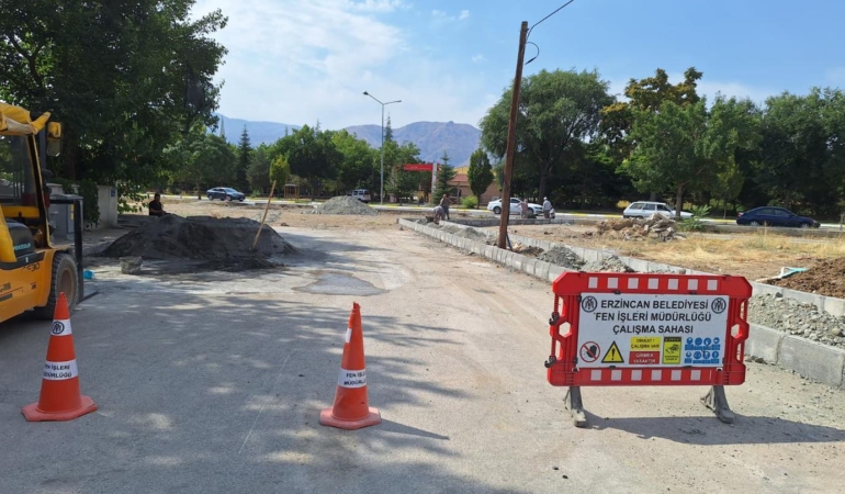Altyapı ve Yol Çalışmaları Tüm Hızıyla Devam Ediyor