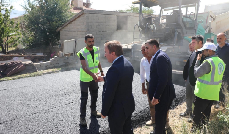 7.4 Kilometrelik Asfalt Çalışmasıyla Ulaşım Konforu Artacak