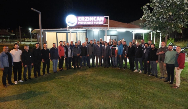 Motosiklet Tutkunlarından Duygulandıran Etkinlik