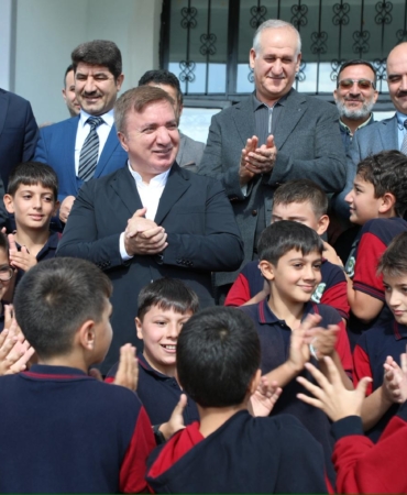 vali öğrencilere ziyaret