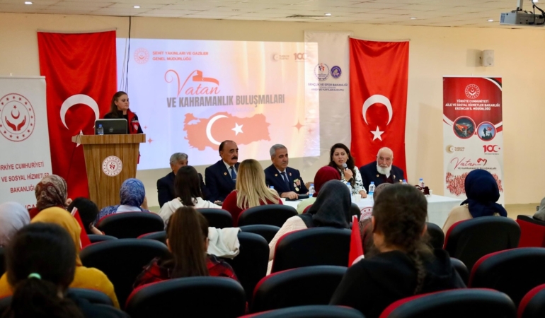 Kahramanlık Hikâyeleriyle Geleceğe Işık Tuttular