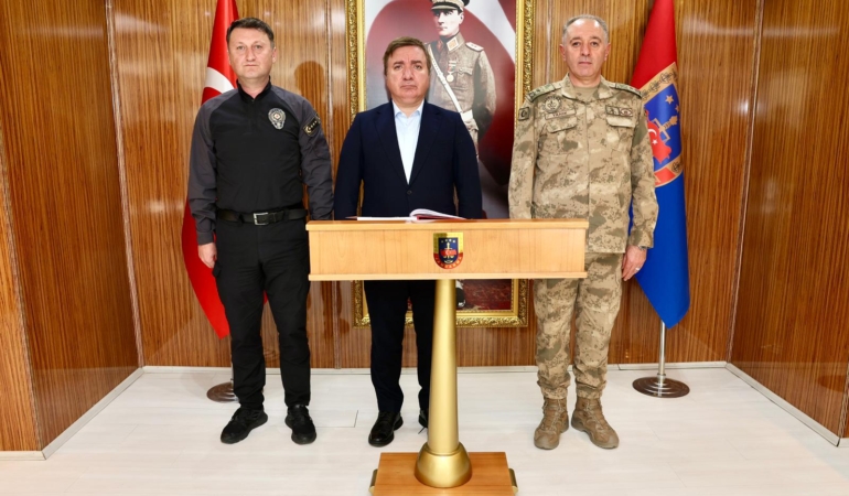 Vali Aydoğdu, Emniyet ve Jandarma Yetkilileriyle Toplantı Yaptı