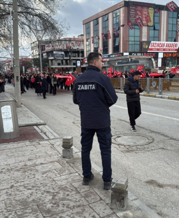 bayrak_yuruyusu_etkinligine_destek_h2589_1519e