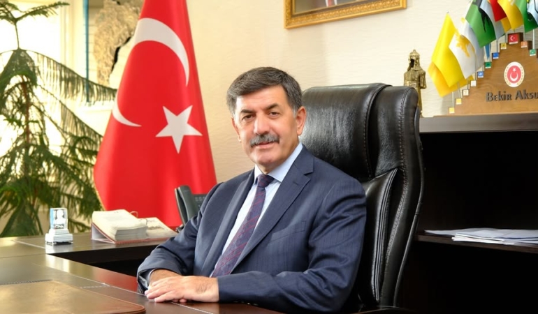 Başkan Bekir Aksun’dan Kadir Gecesi Mesajı: “Bu Mübarek Gece Hidayet Işığı Olsun”