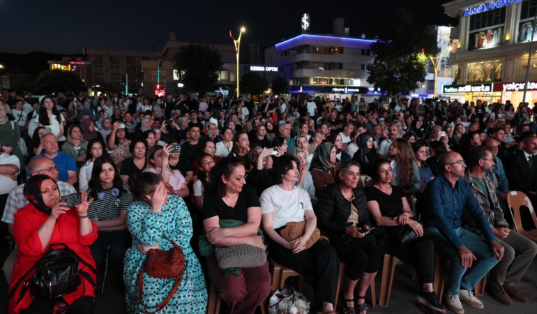 Erzincan’da Âşık Daimi Eserleriyle Anıldı