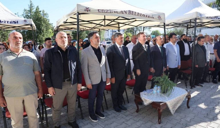 İmam Hatip Mezunları Geleneksel Buluşmada Bir Araya Geldi