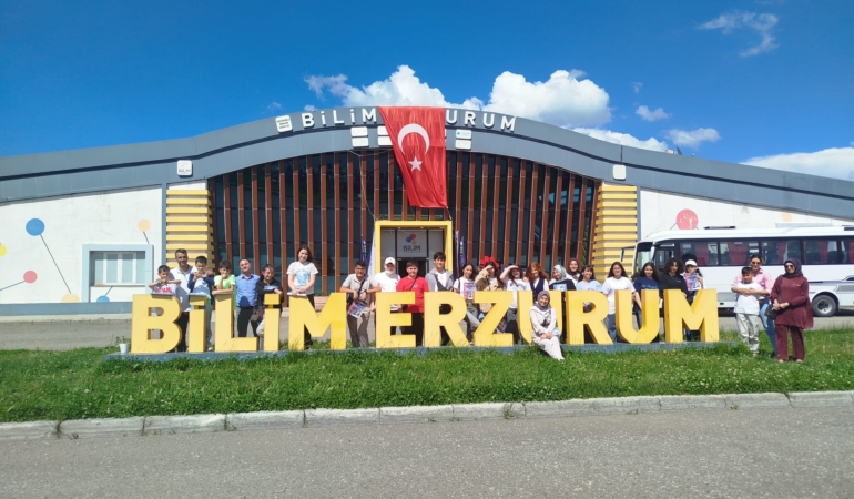 Öğrenciler Bilim Erzurum’da Uzayı ve Teknolojiyi Keşfetti