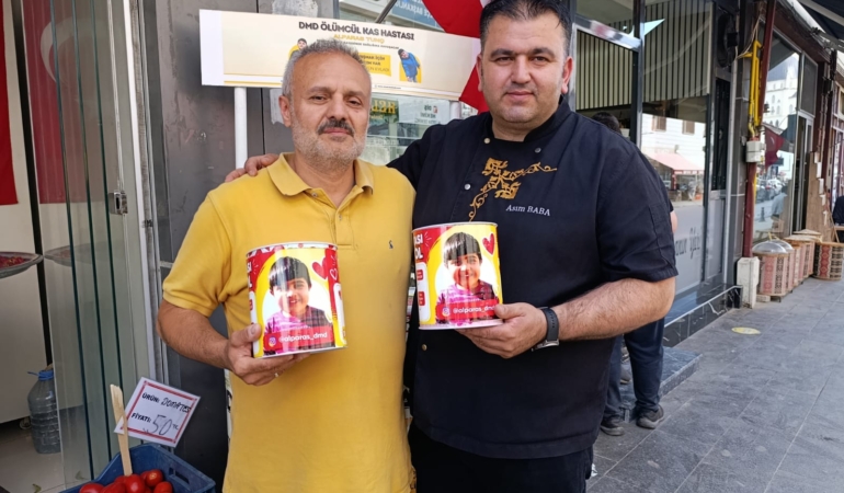 Kelkitli Esnaftan Örnek Davranış