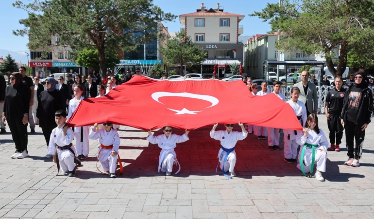 Atatürk’ün Erzincan’a Gelişinin 107. Yılı Törenle Anıldı