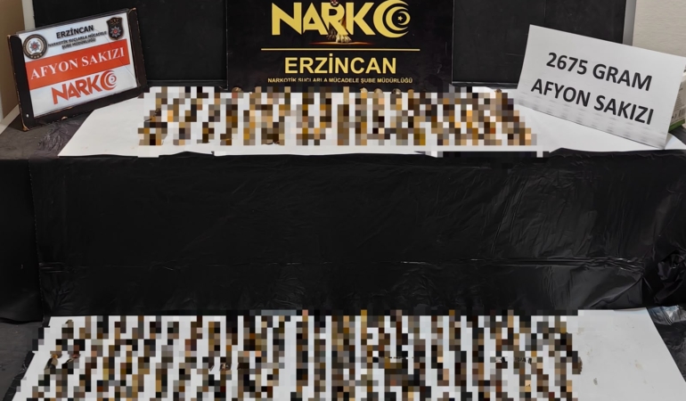 Erzincan’da mide ve bağırsaklarında uyuşturucu taşıdılar